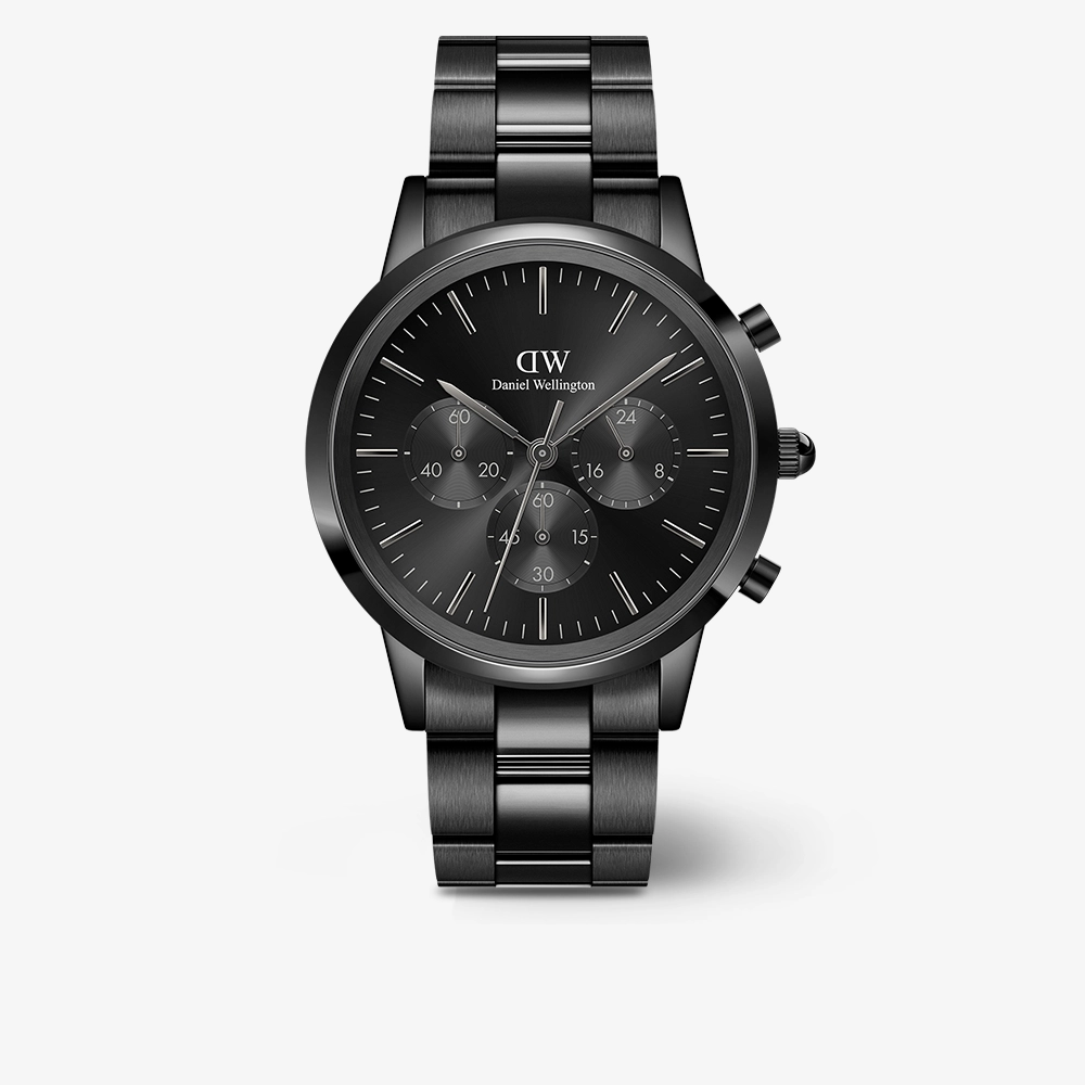 Chrono collection watch in black with three subdials